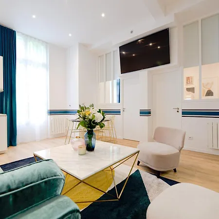 Апартаменты Cia - Vosges Gem Париж